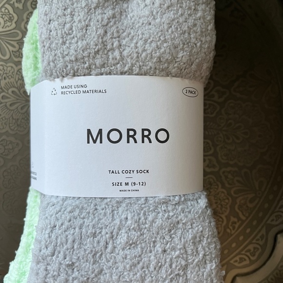 NWT Athleta Morro Fuzzy Socks 2 Pair - Picture 3 of 7